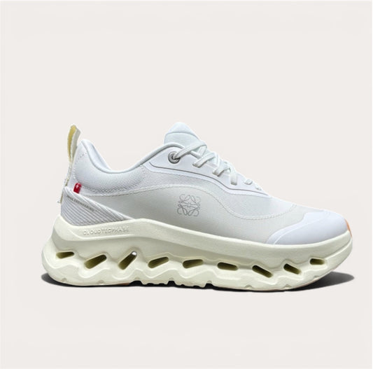 On x Loewe Cloudtec Phase White