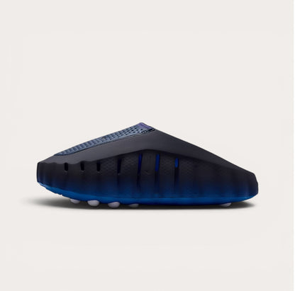 Nike Mind Body Navy Blue Gold
