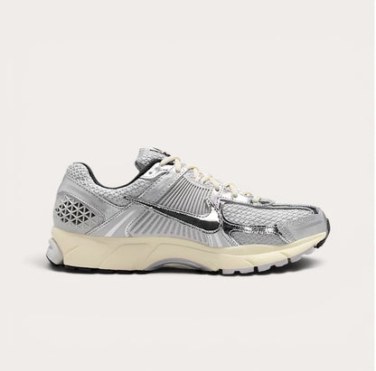 Nike Zoom Vomero 5 Navy Blue White
