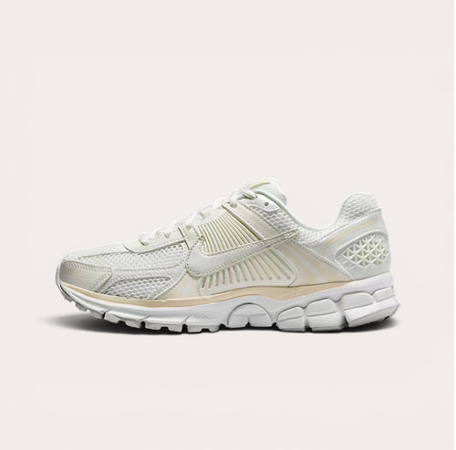 Nike Zoom Vomero 5 Sail Tan