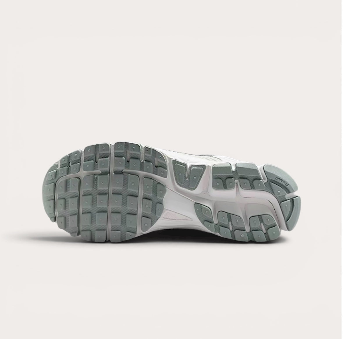 Nike Zoom Vomero 5 Triple Black