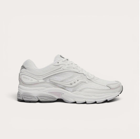 Saucony Omni 9 Triple White